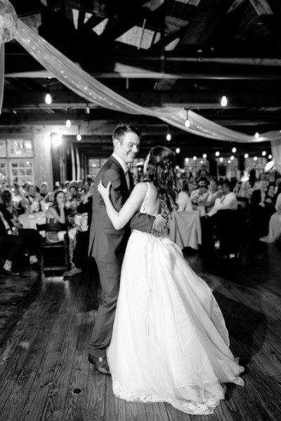 first dance bride and groom